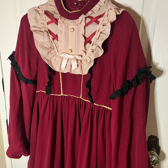 Lolita Dress - Picture 2 of 6